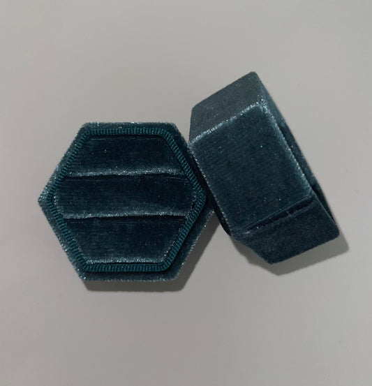 Velvet teal ring box